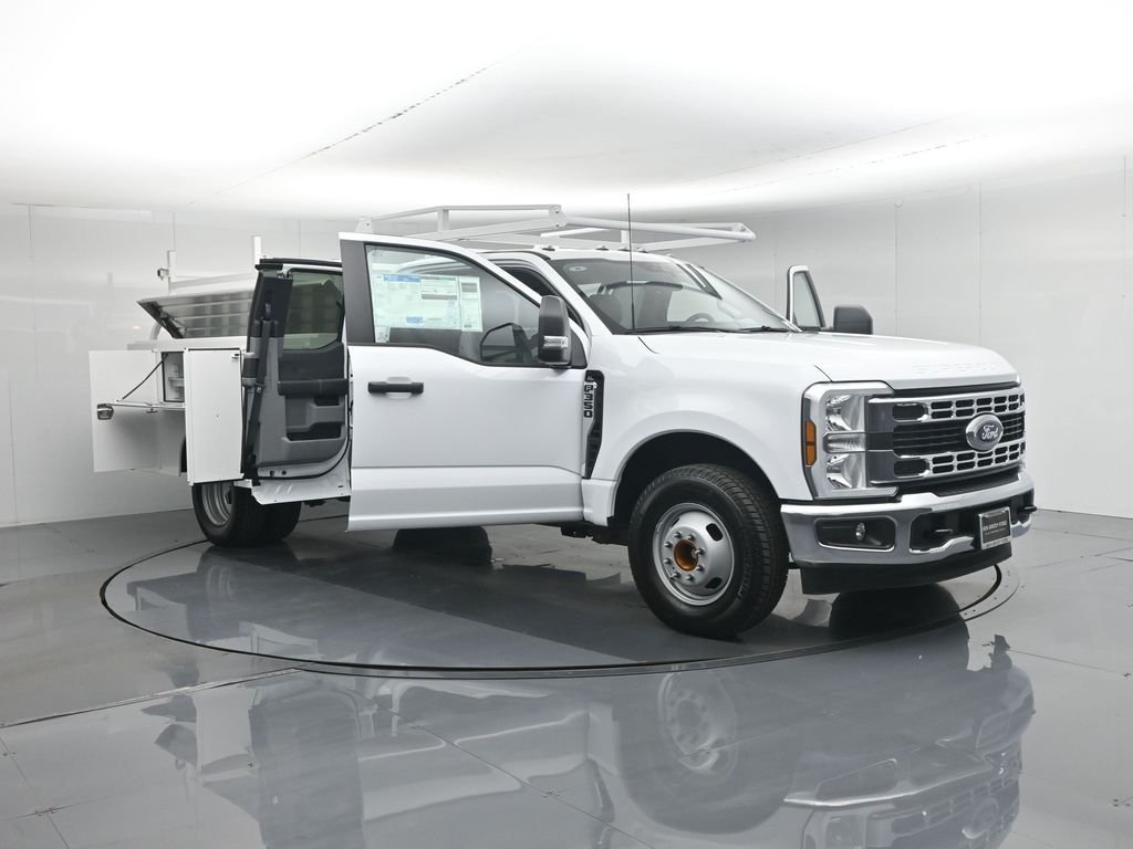 New 2026 Oxford White Ford XL image 37