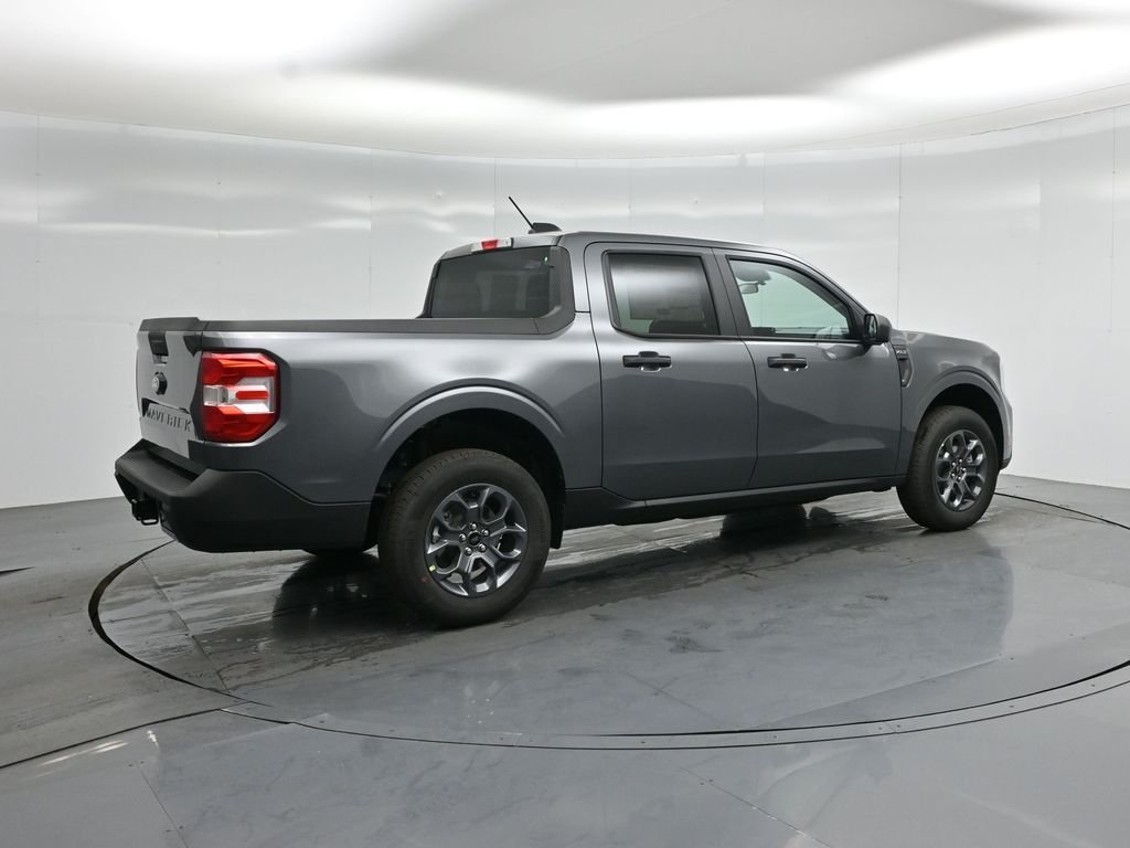 New 2026 Carbonized Gray Metallic Ford XLT image 23