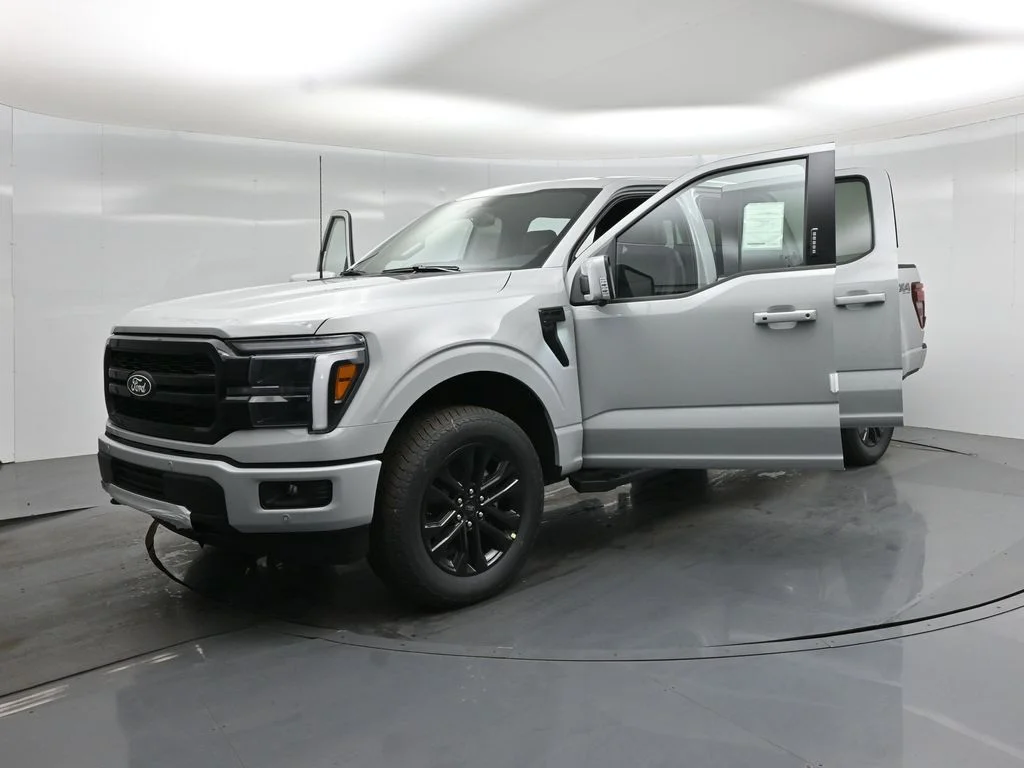 New 2026 Avalanche Ford Lariat image 28