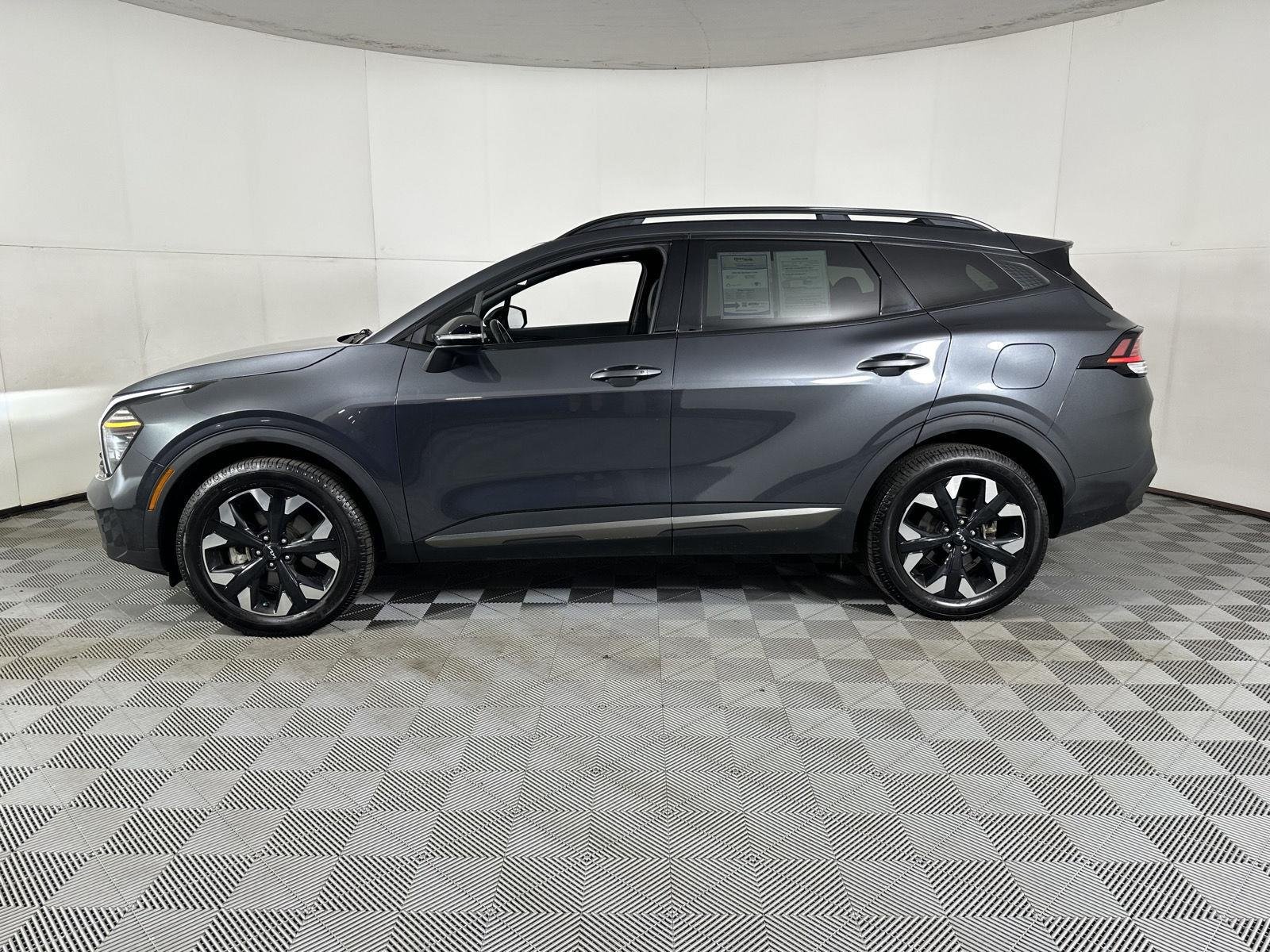 Used 2024 Gravity Gray Kia X-Line image 7