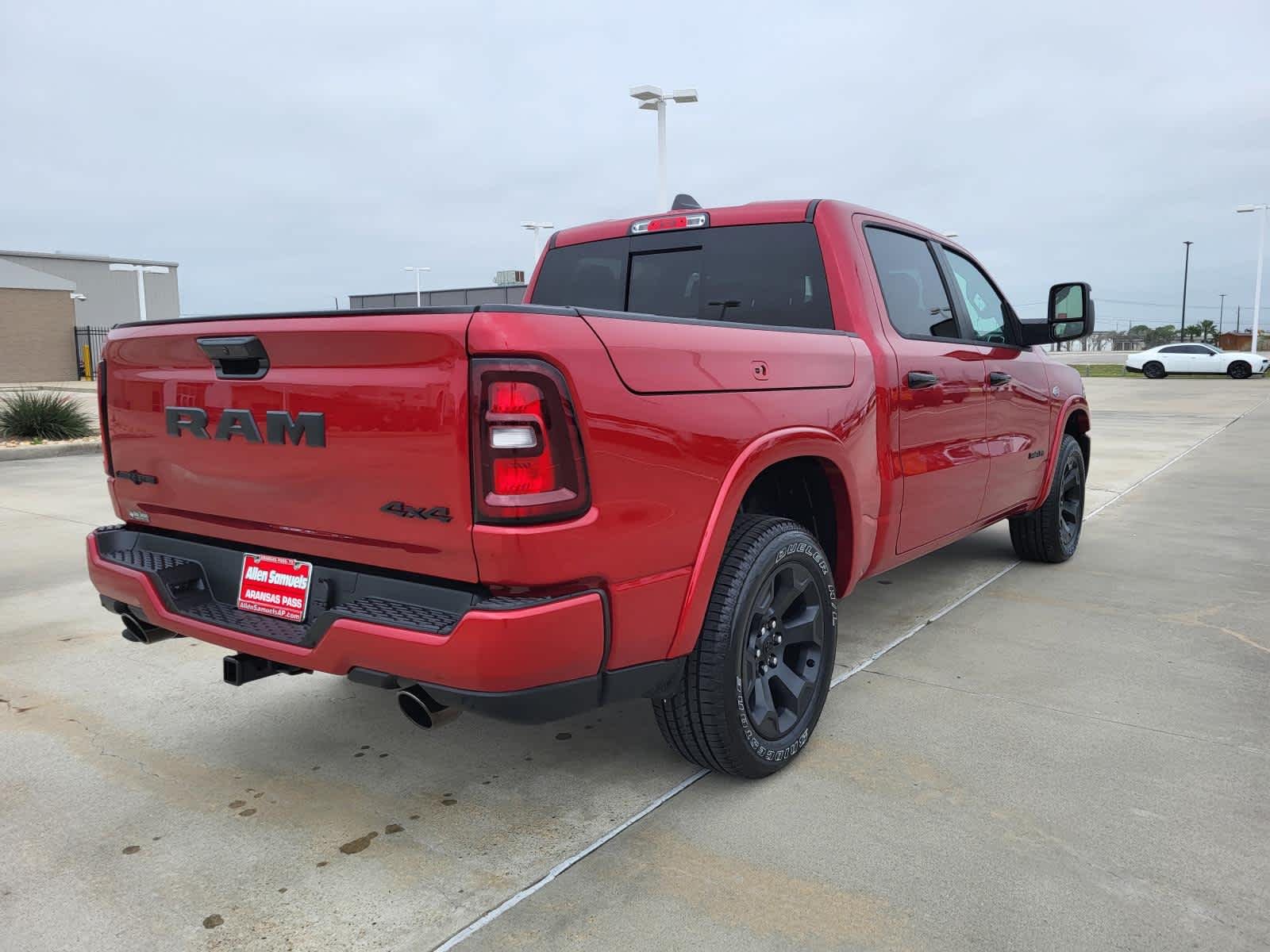 New 2026 Molten Red Pearl-Coat Exterior Paint RAM Lone Star image 5