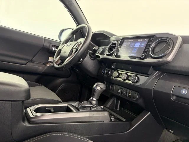 Used 2020  Toyota TRD Off-Road image 36