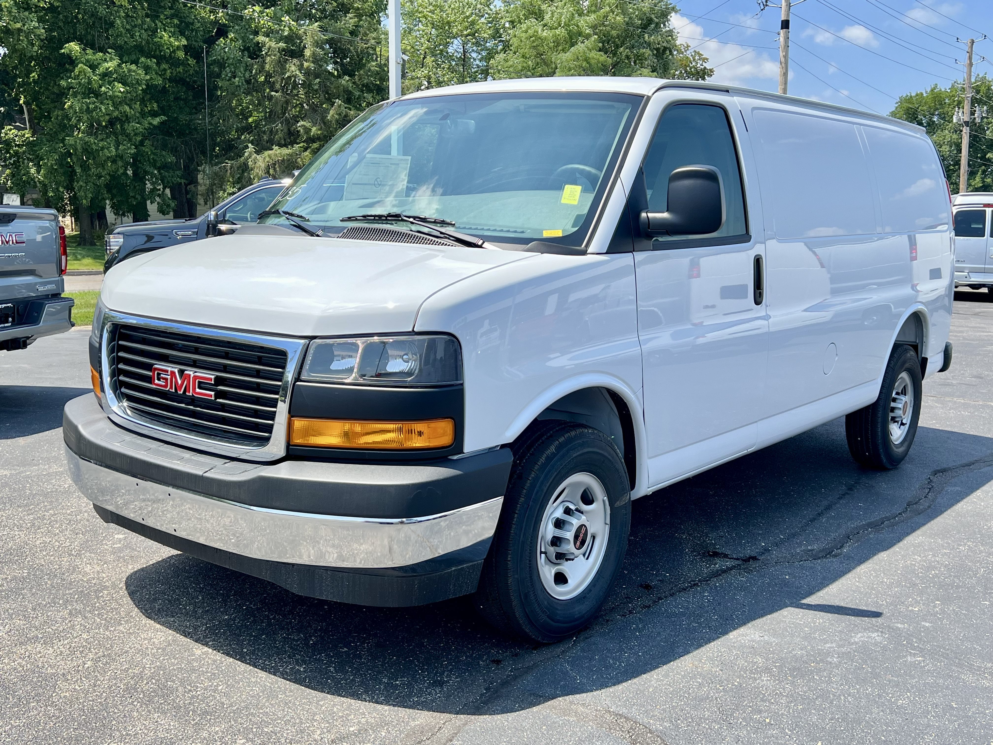 New 2026 Summit White GMC Work Van image 3