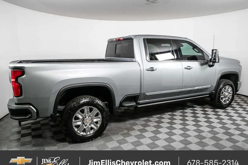 New 2026 Sterling Gray Metallic Chevrolet High Country image 2