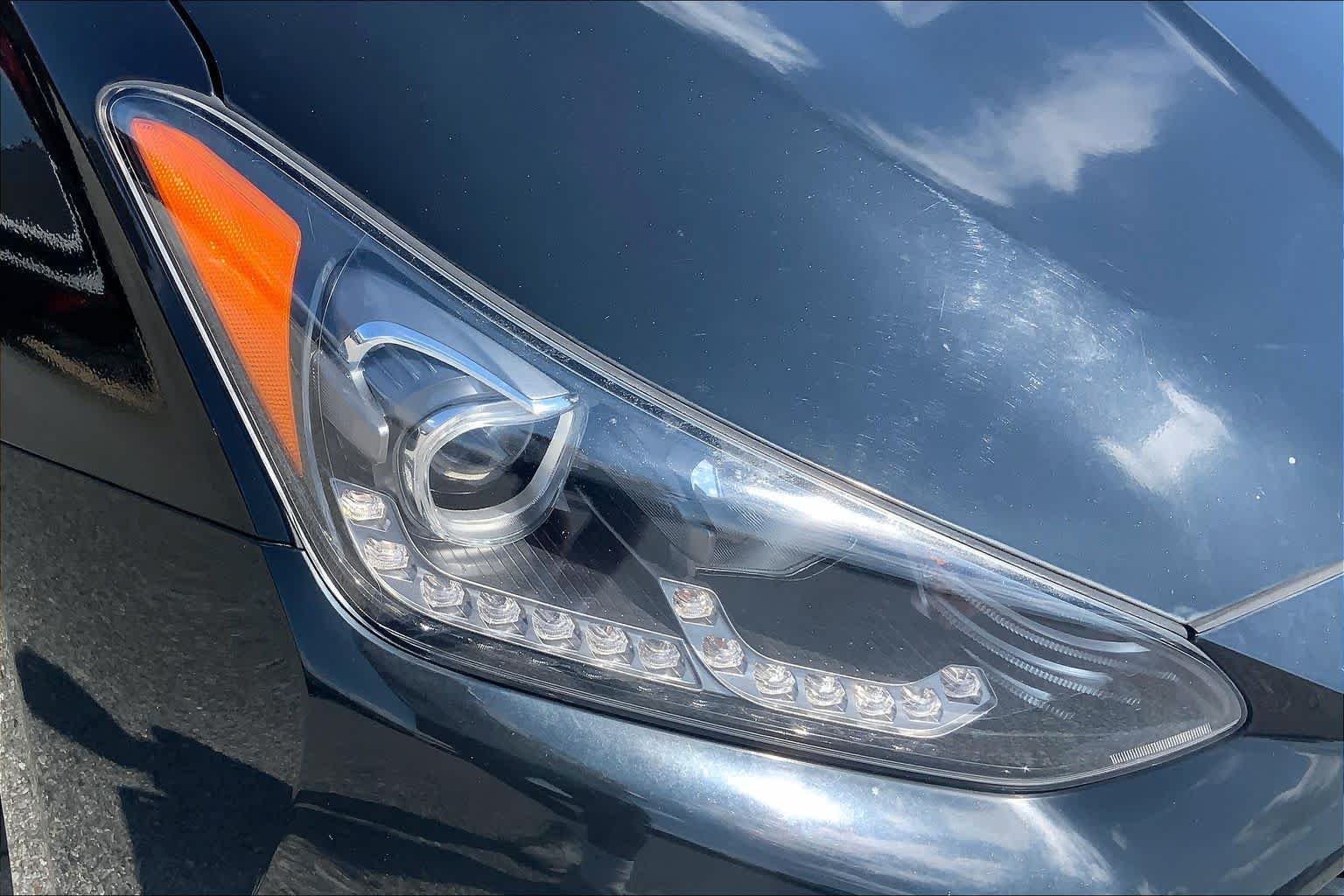 Certified Used 2020 Ultra Black Hyundai Turbo image 28