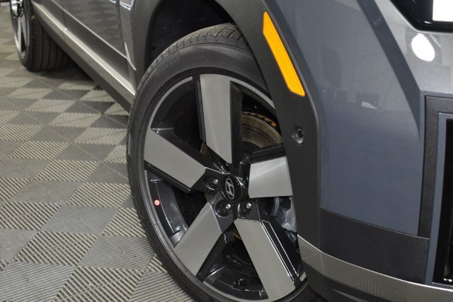 New 2027 Gray Hyundai Limited AWD image 3