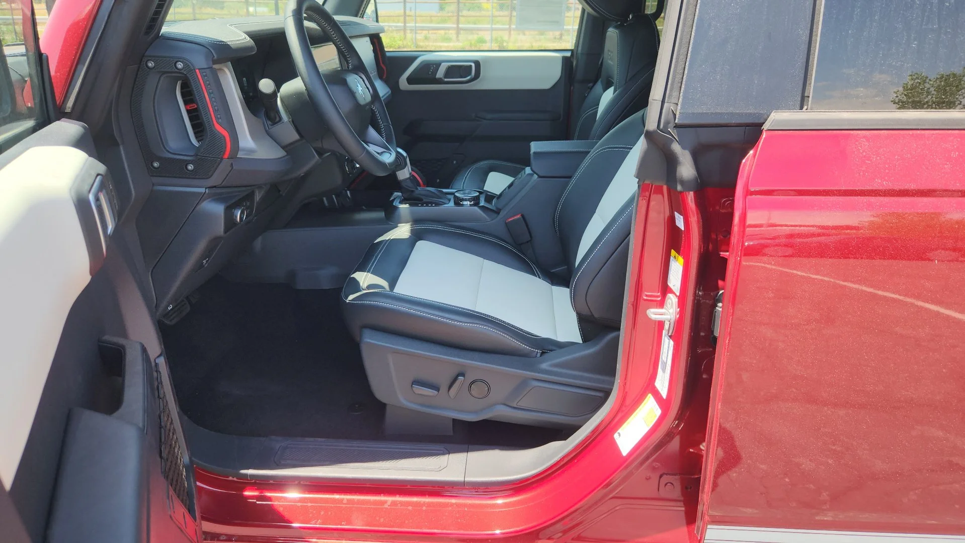New 2026 Ruby Red Metallic Tinted Clearcoat Ford Outer Banks image 13