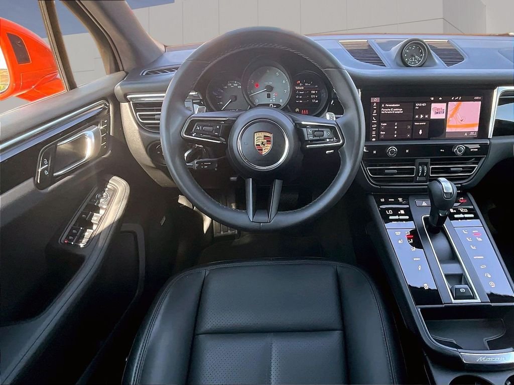 Used 2022  Porsche S image 13
