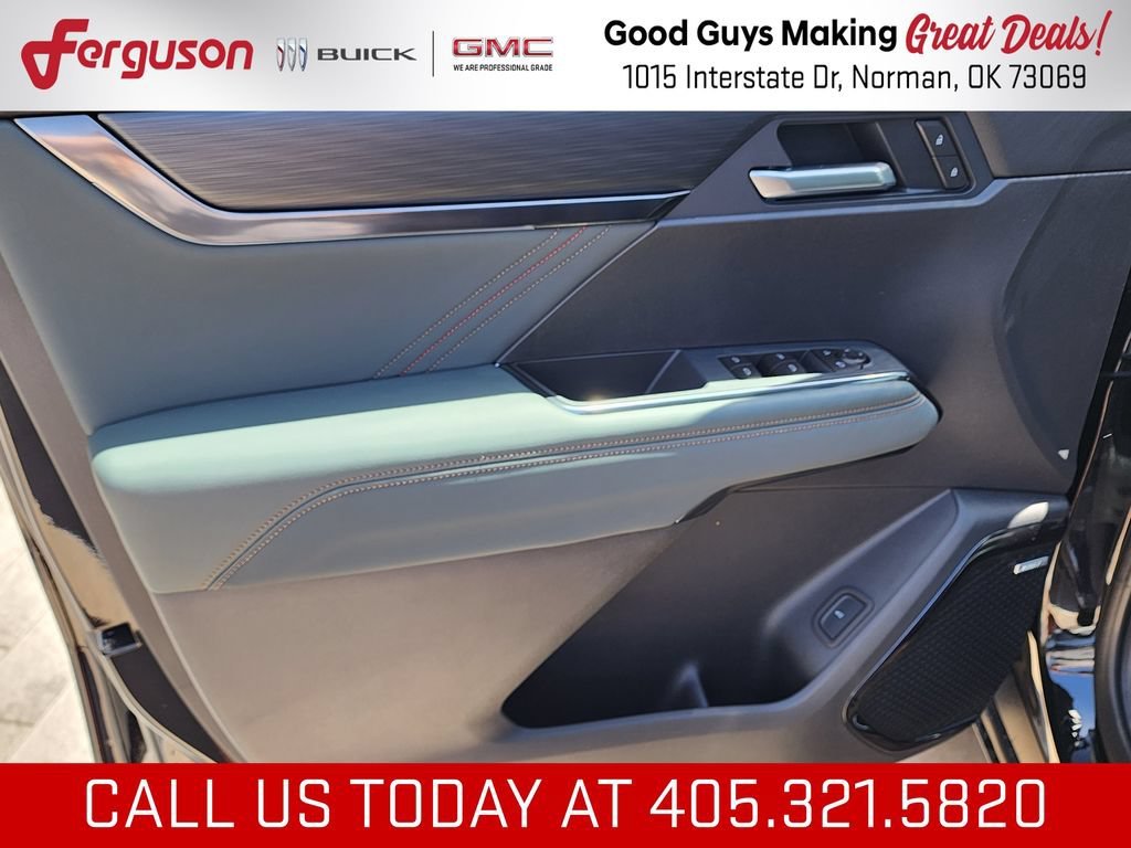 2026 GMC Acadia AT4 - Photo 13