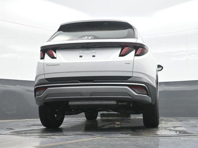 New 2026 White Hyundai SE AWD image 18