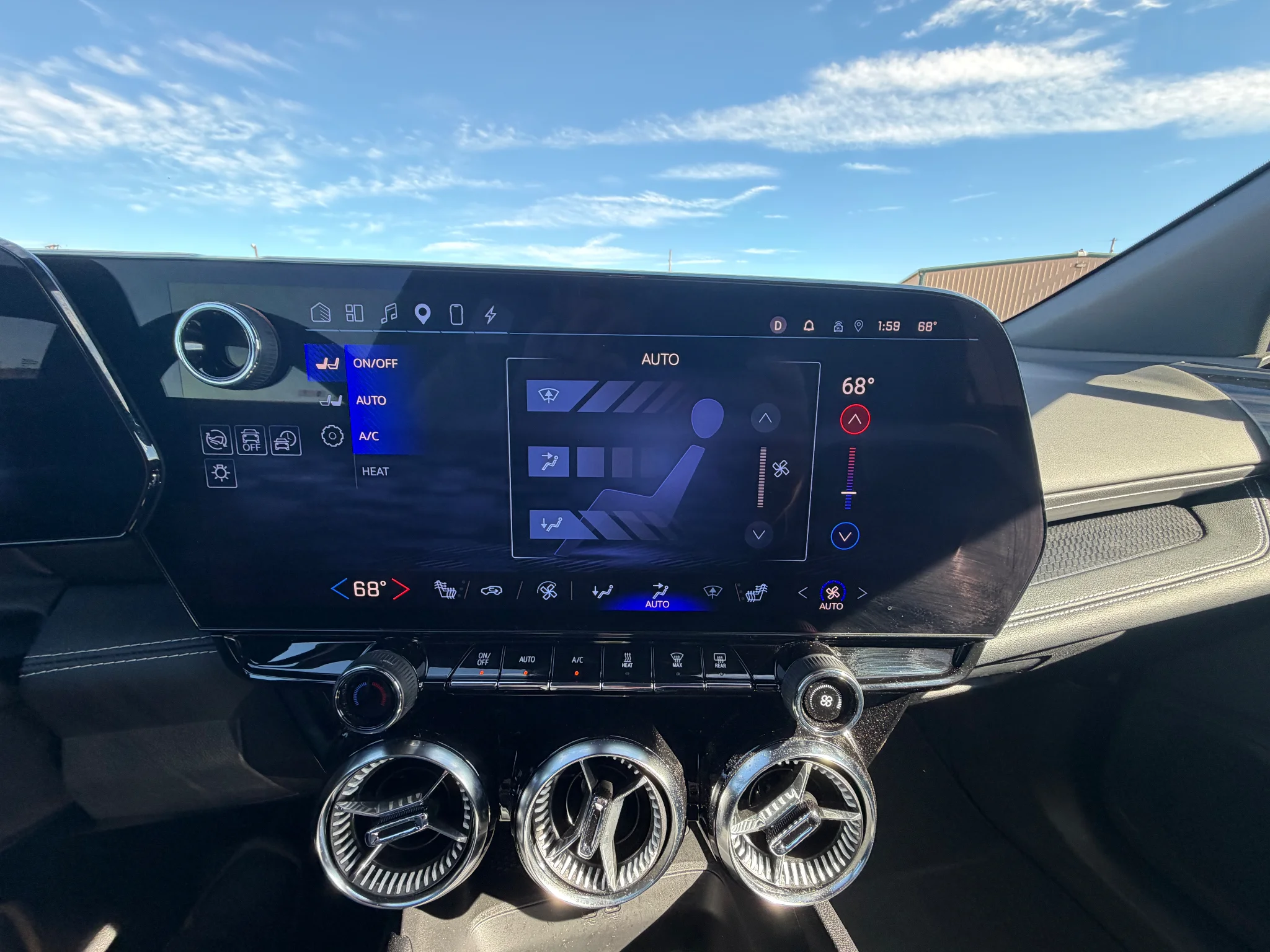 Used 2024 Galaxy Gray Metallic Chevrolet eAWD LT image 17
