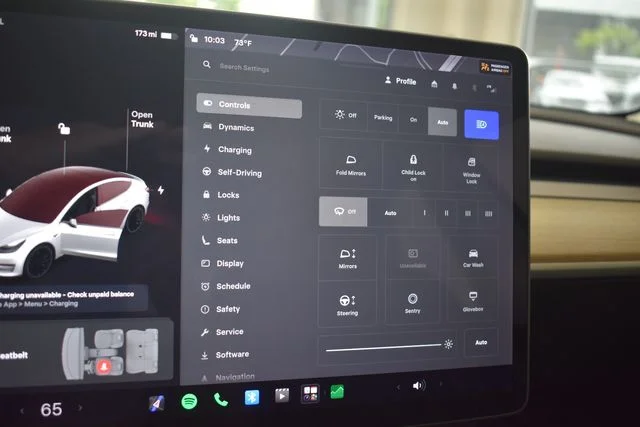 Used 2018 White Tesla Long Range image 27