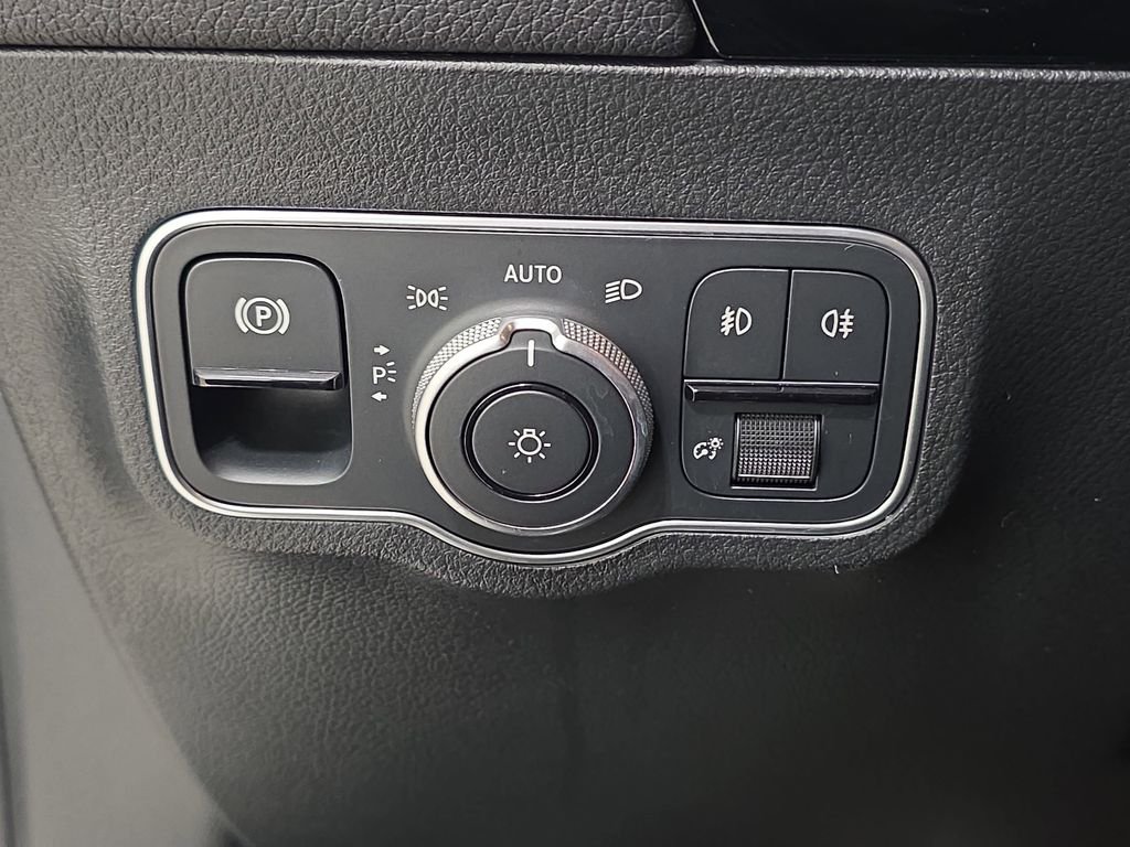 2025 Mercedes-Benz GLA GLA250 - Photo 24