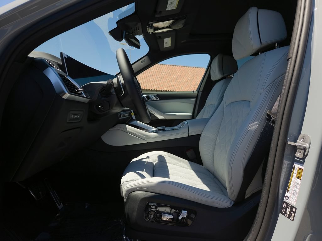 New 2027 Brooklyn Grey Metallic BMW xDrive40i image 7