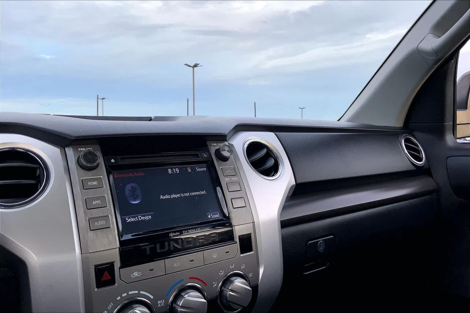 Used 2018 Magnetic Gray Metallic Toyota SR5 image 36