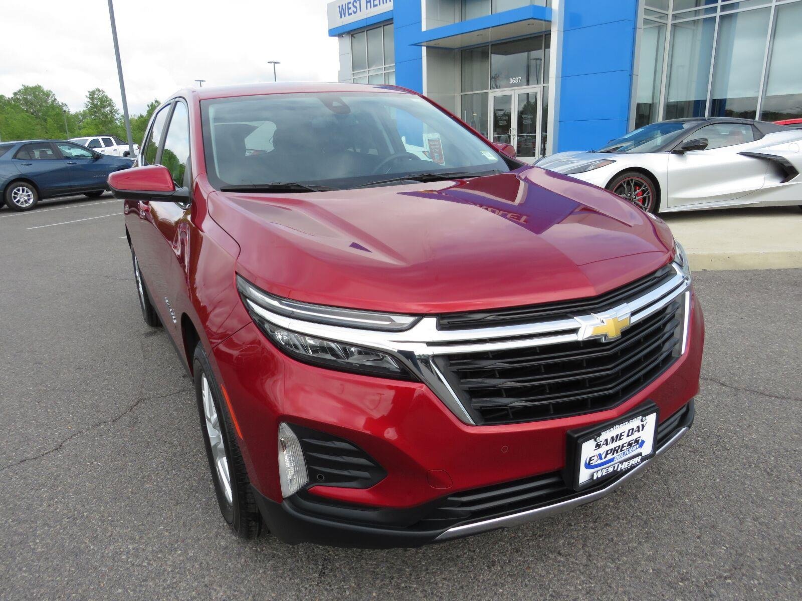 Used 2023 Radiant Red Tintcoat Chevrolet LT image 3