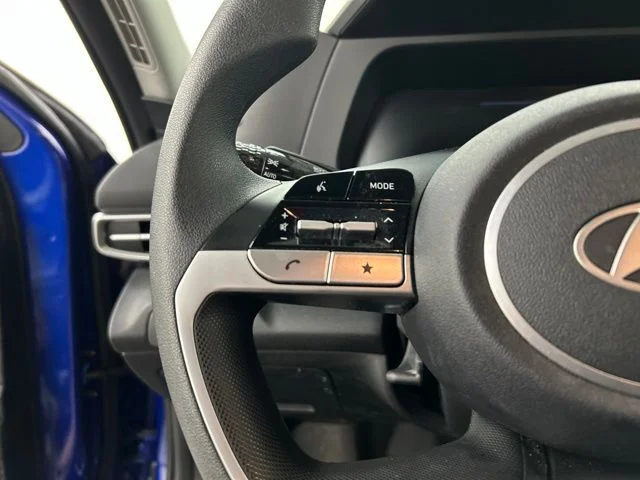 Used 2025 Blue Hyundai SE image 7