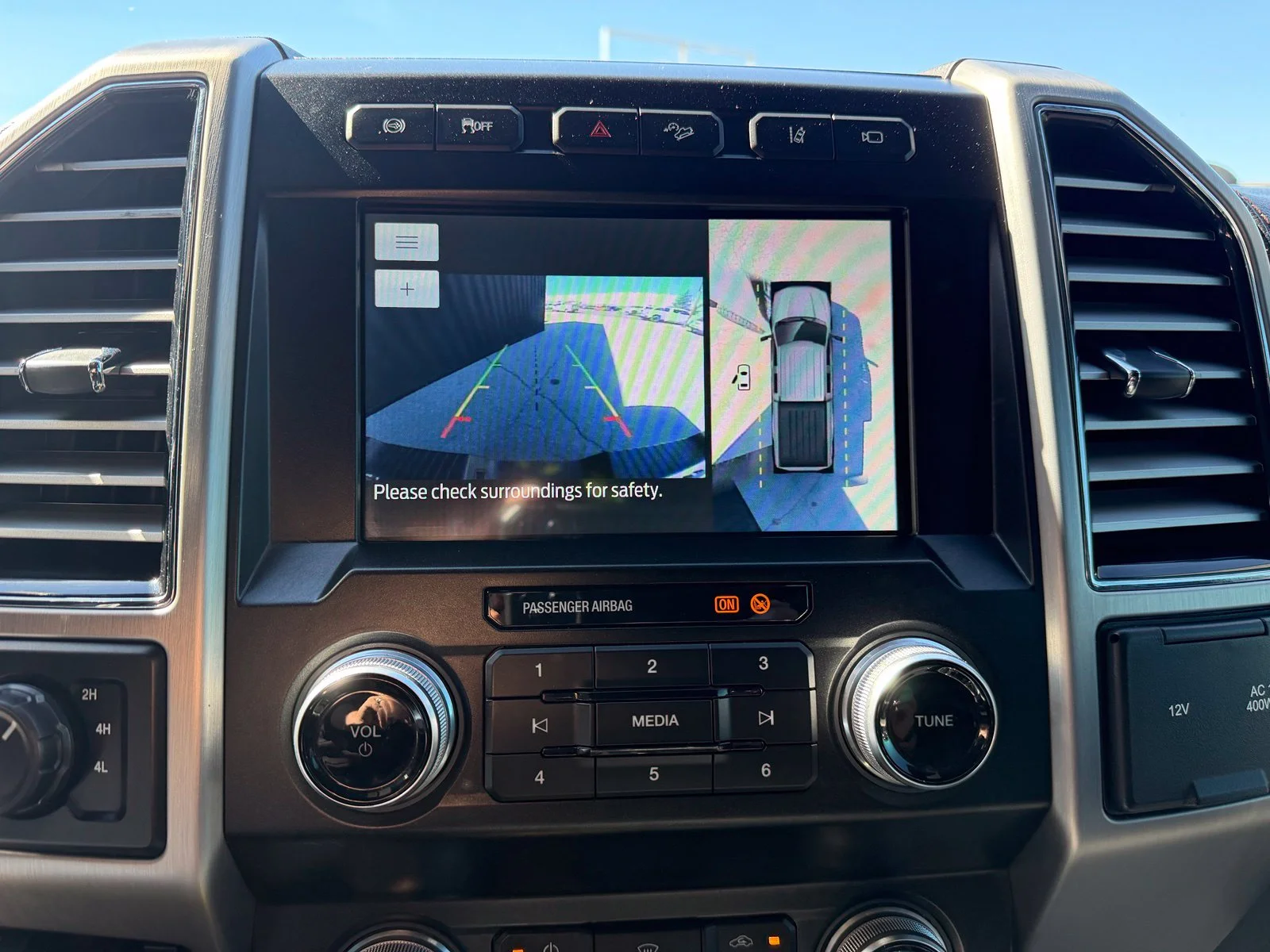 Used 2020 Silver Ford Platinum image 21