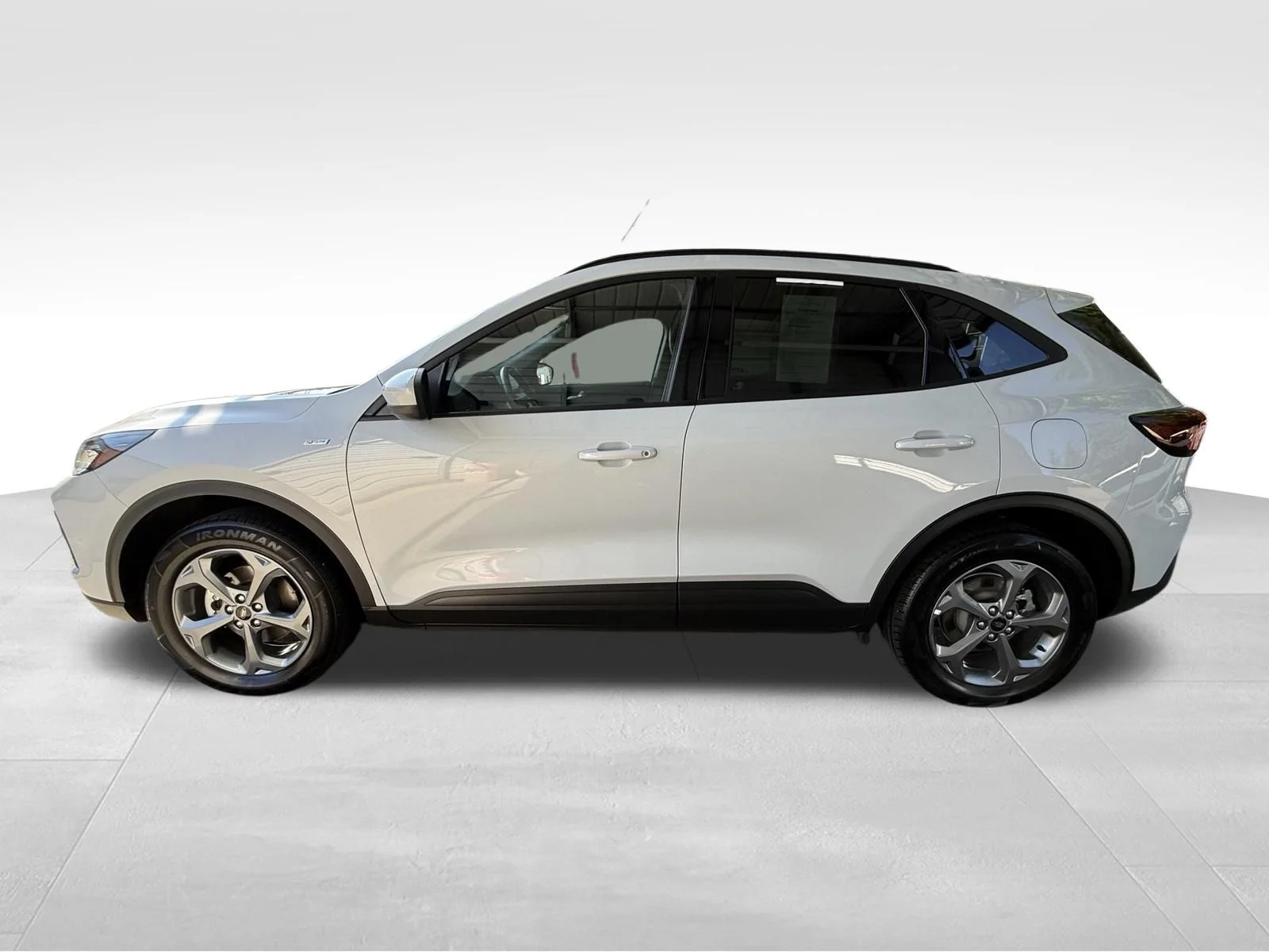 Used 2025 Silver Ford ST-Line Select image 9