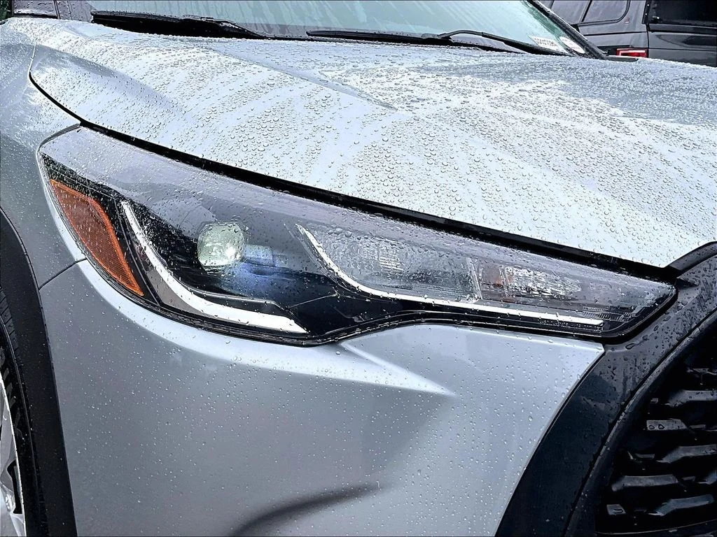 Certified Used 2022 Silver Toyota L image 31