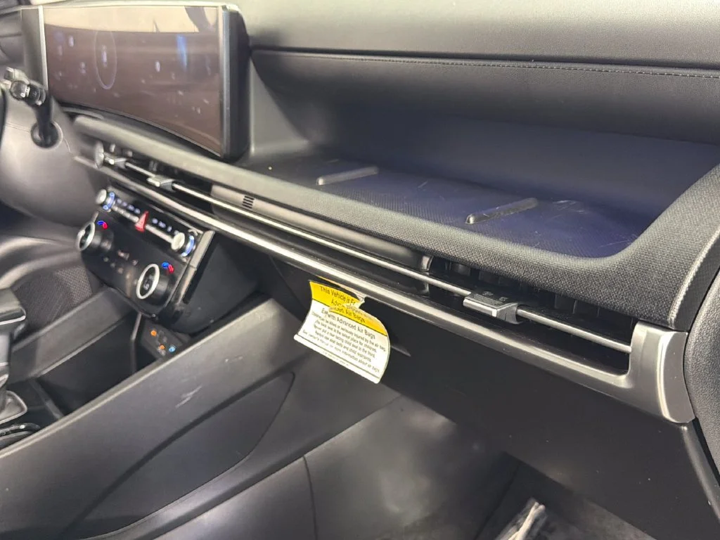 Used 2025 Gray Hyundai SEL Convenience image 38