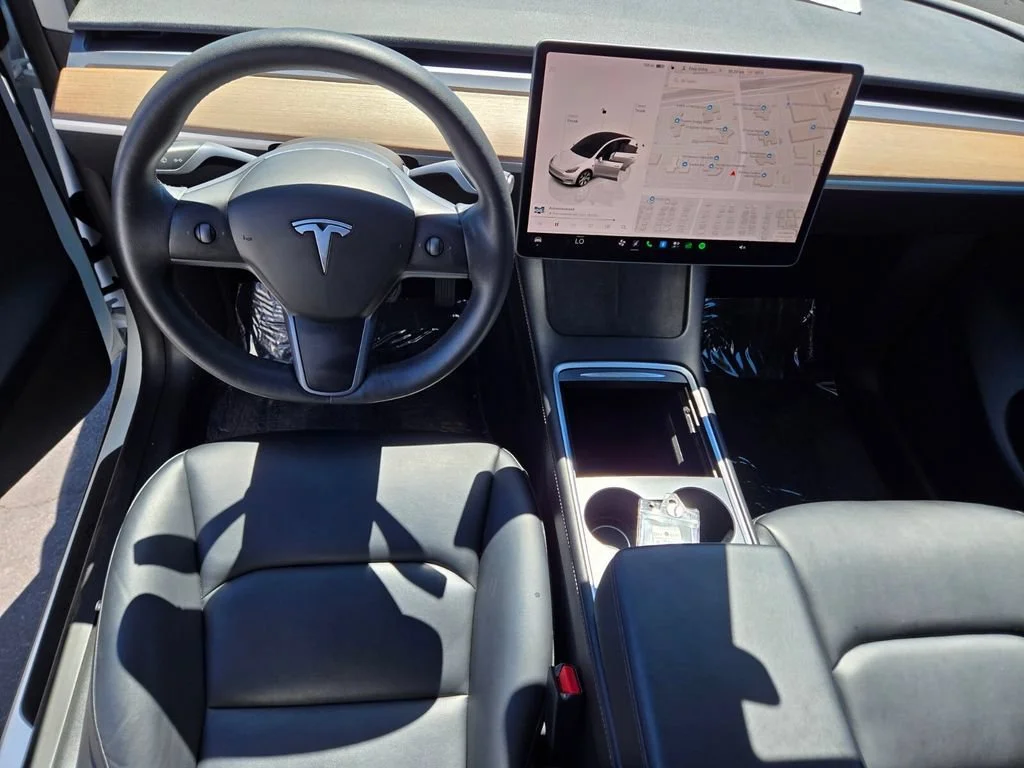 Used 2023 White Tesla Long Range image 12