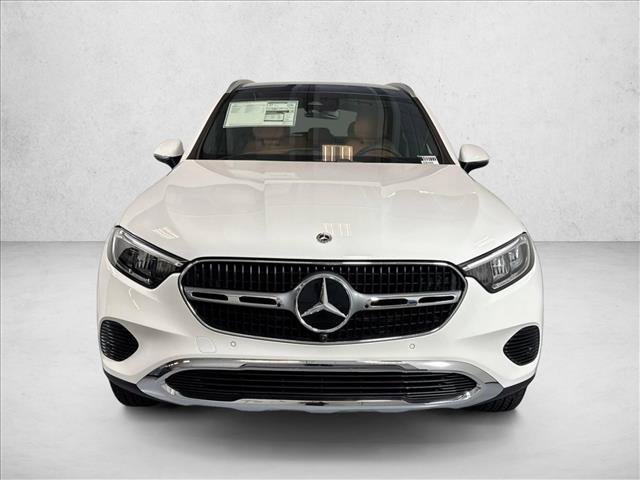 New 2026 Polar White Mercedes-Benz GLC 300 image 32