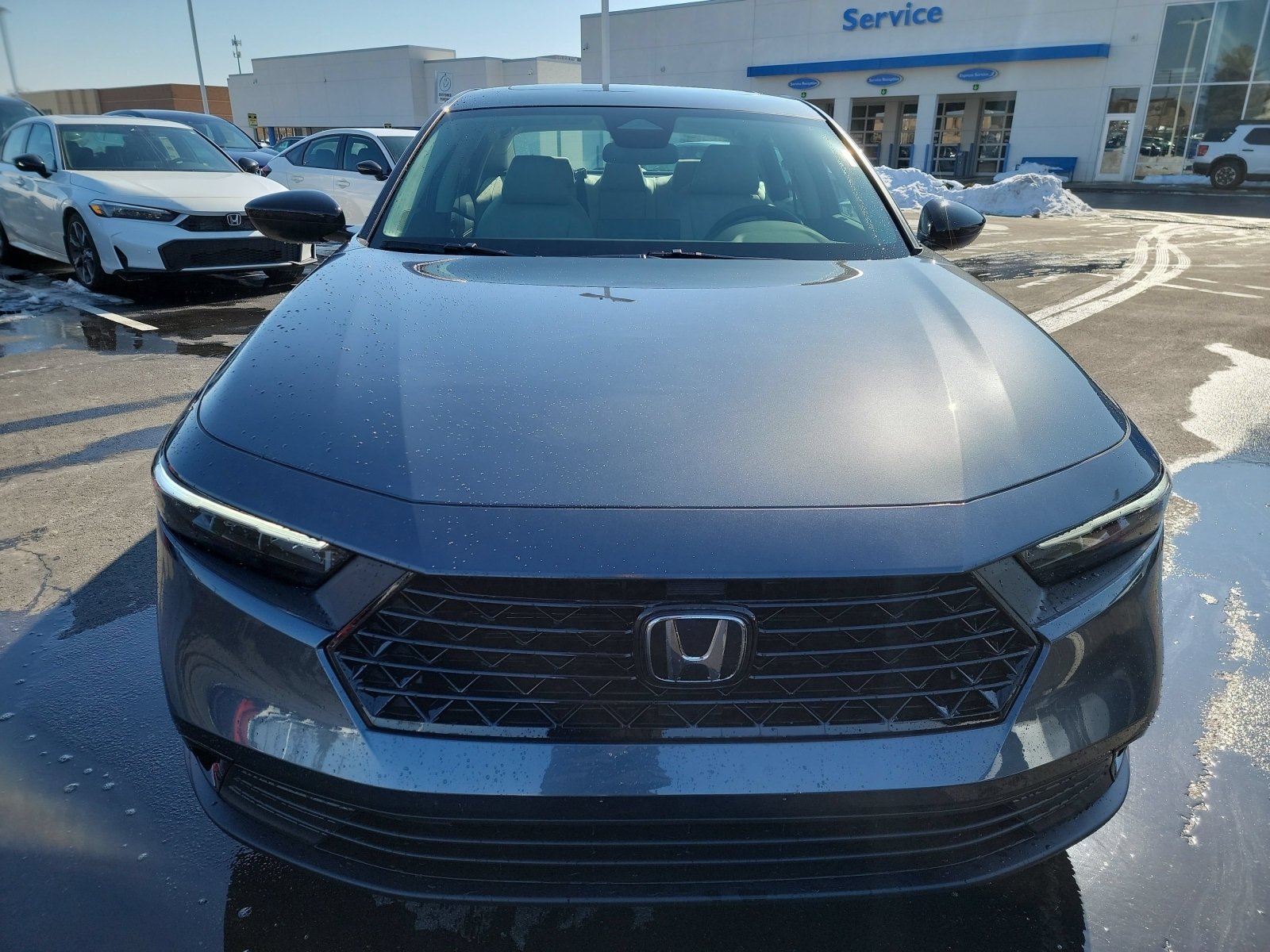 New 2026 Meteorite Gray Metallic Honda SE image 2