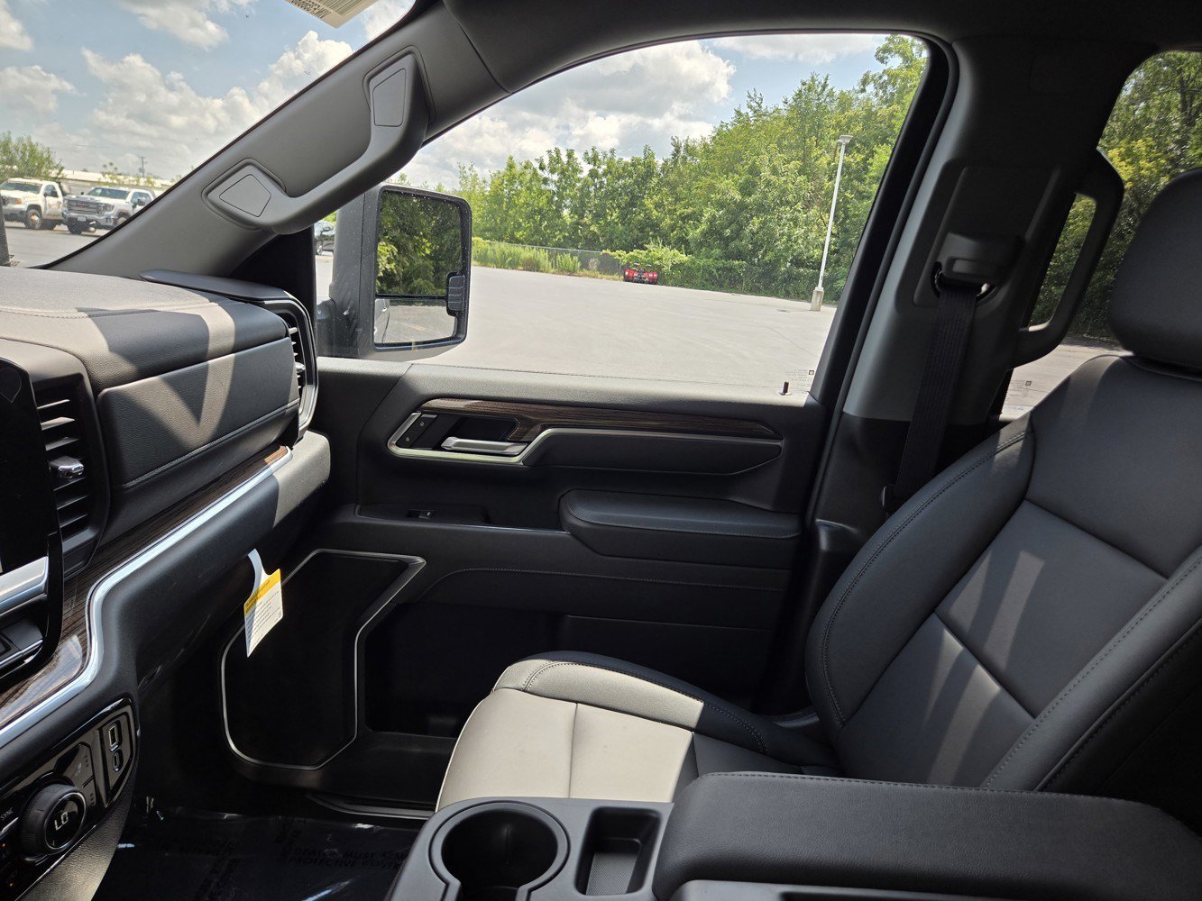 2026 Chevrolet Silverado 2500 HD LT - Photo 10