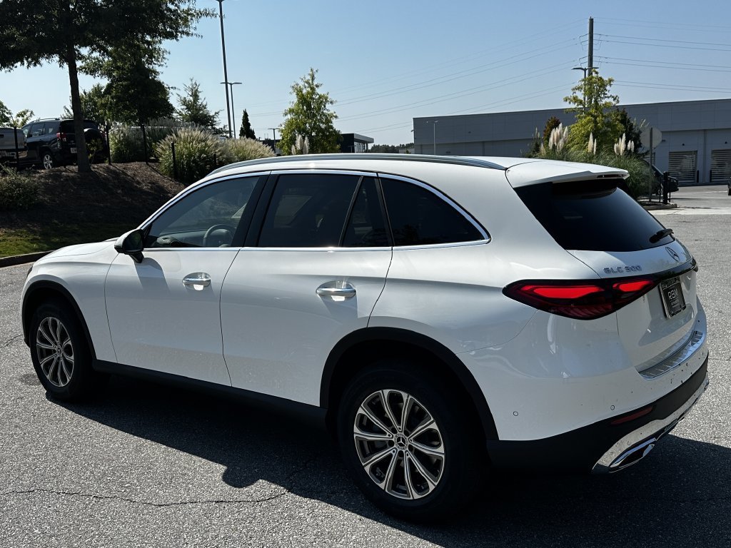 New 2027 Polar White Mercedes-Benz GLC 300 image 43
