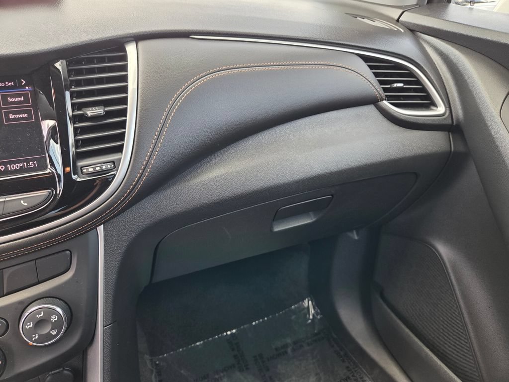 2022 Chevrolet Trax LS - Photo 25