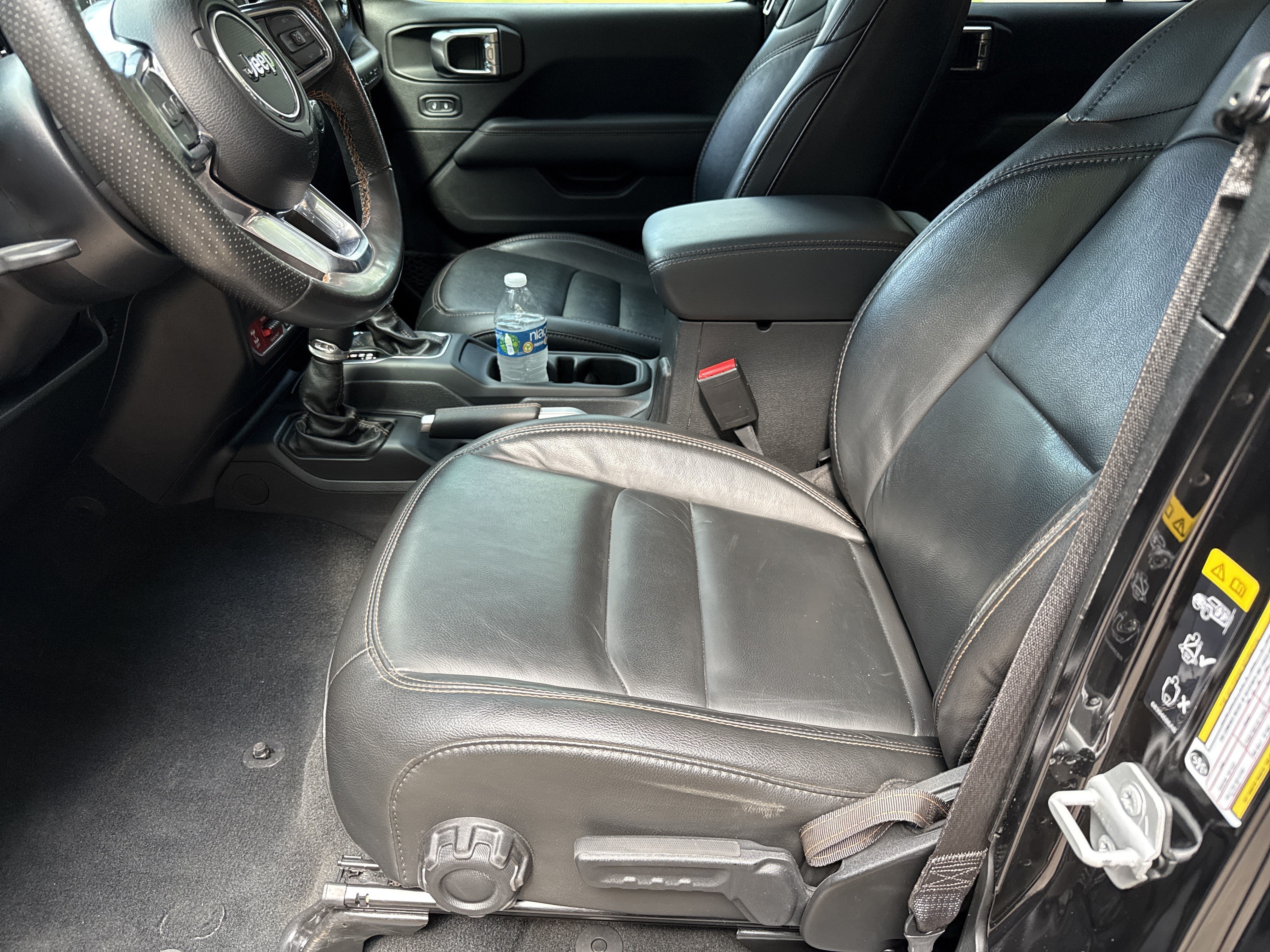 Used 2022 Black Clearcoat Jeep Unlimited Rubicon 392 image 9