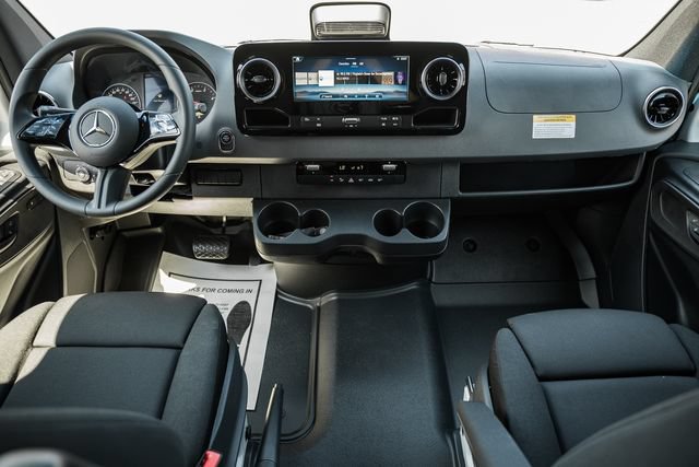 New 2026 Arctic White Mercedes-Benz Crew 144 WB image 60