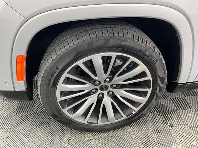 2024 Jeep Grand Wagoneer L Series III - Photo 23