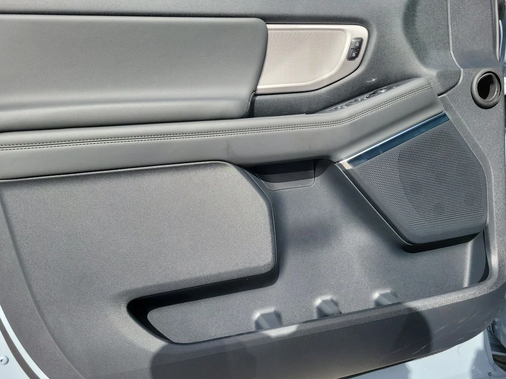 New 2026 Glacier Gray Metallic Tri-Coat Ford MAX Active image 13