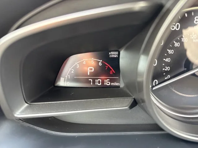 Used 2018 Soul Red Metallic Mazda Touring image 21