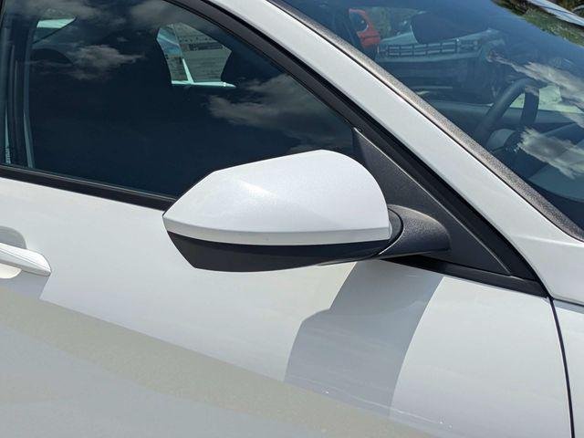 New 2026 White Hyundai SE image 10