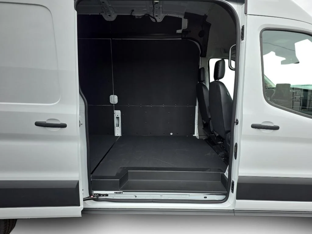 New 2026 Oxford White Ford Cargo Van image 6