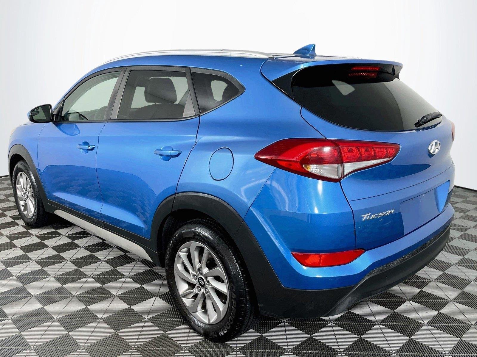 Used 2018 Caribbean Blue Hyundai SEL image 6