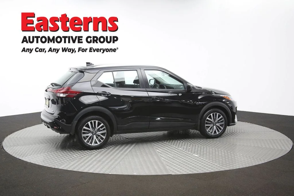Used 2023 Black Nissan SV image 41