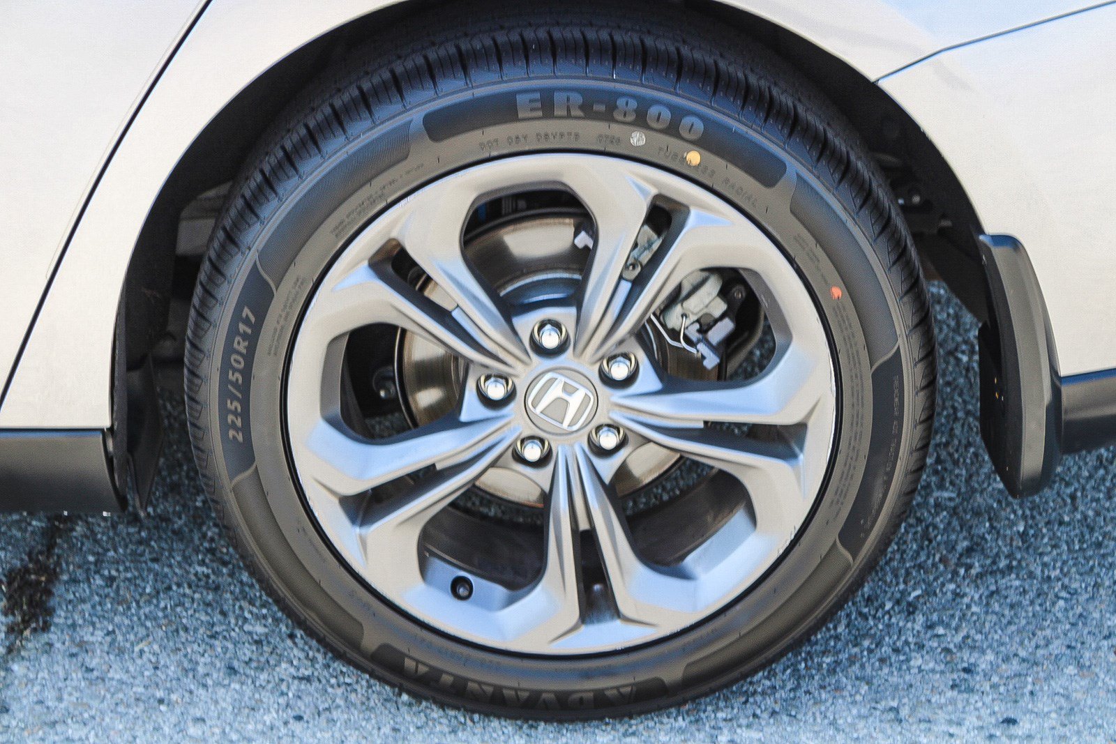 2024 Honda Accord EX - Photo 11