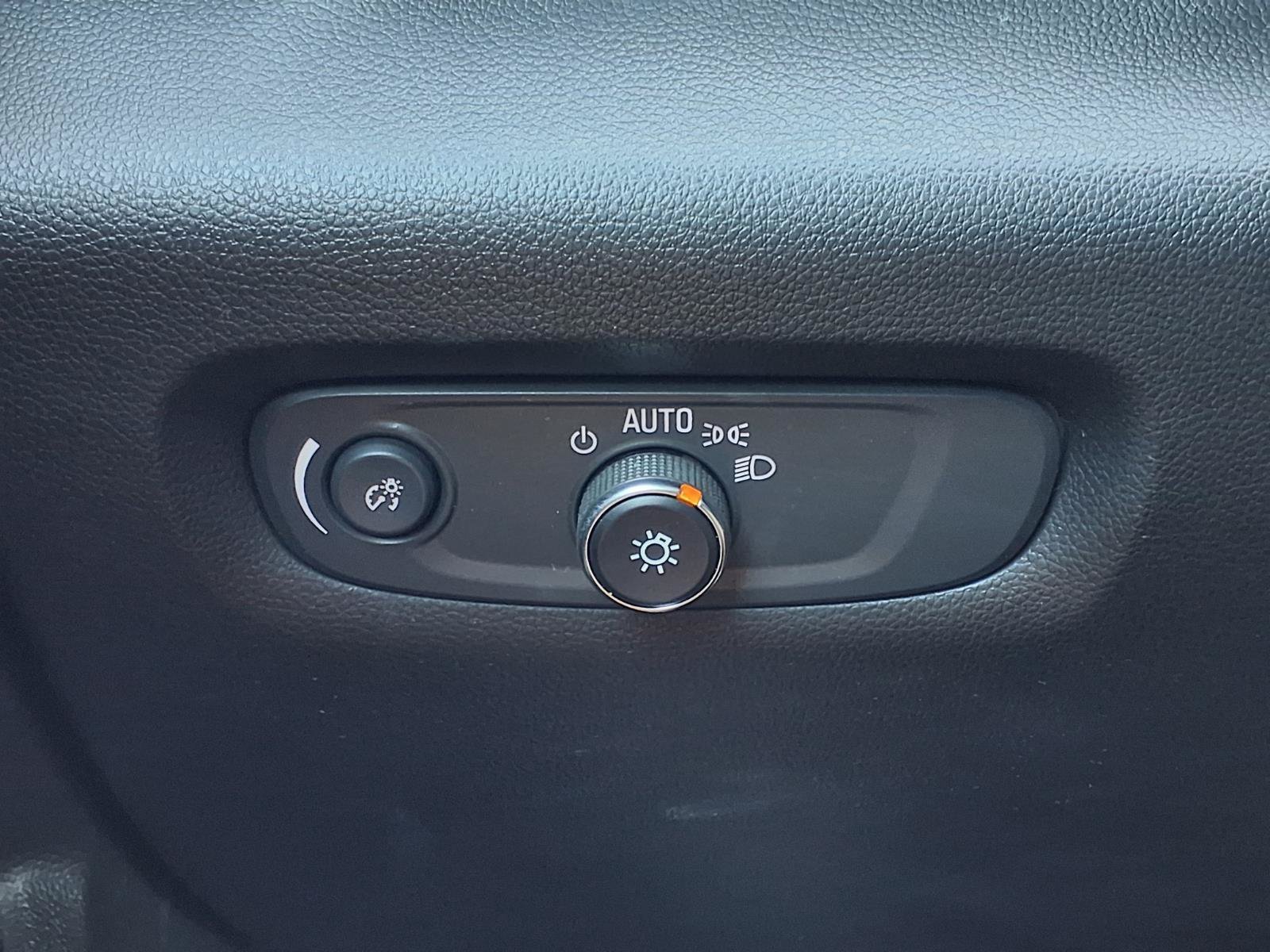 Used 2023 Sterling Gray Metallic Chevrolet LT Cloth image 21