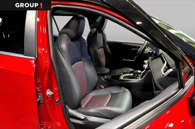 Certified Used 2024 SUPERSONIC RED/BLACK Toyota  image 9