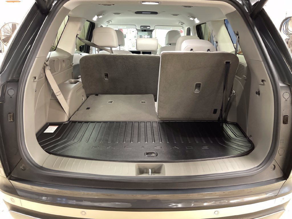 Used 2026 Gray Hyundai SEL image 27