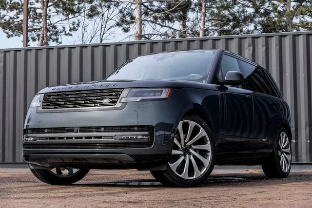 2026 Land Rover Range Rover SE