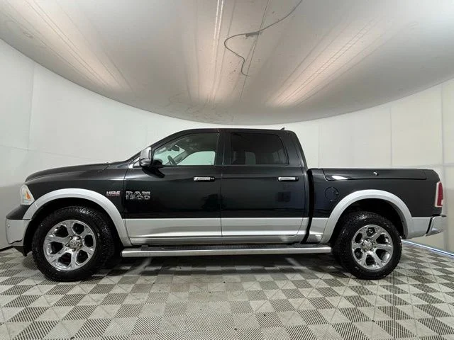 Used 2017 Black Ram Laramie image 4