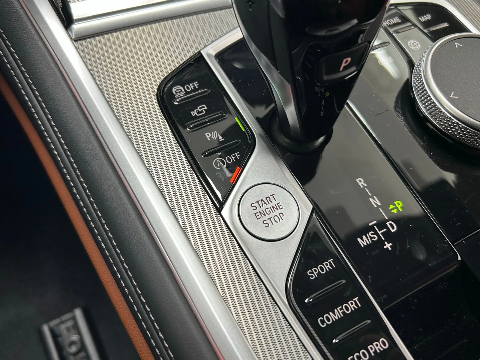 2026 BMW 8 Series 840i - Photo 21