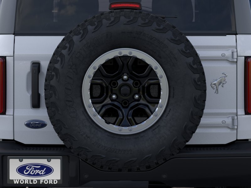 New 2026 Oxford White Ford Badlands® image 24