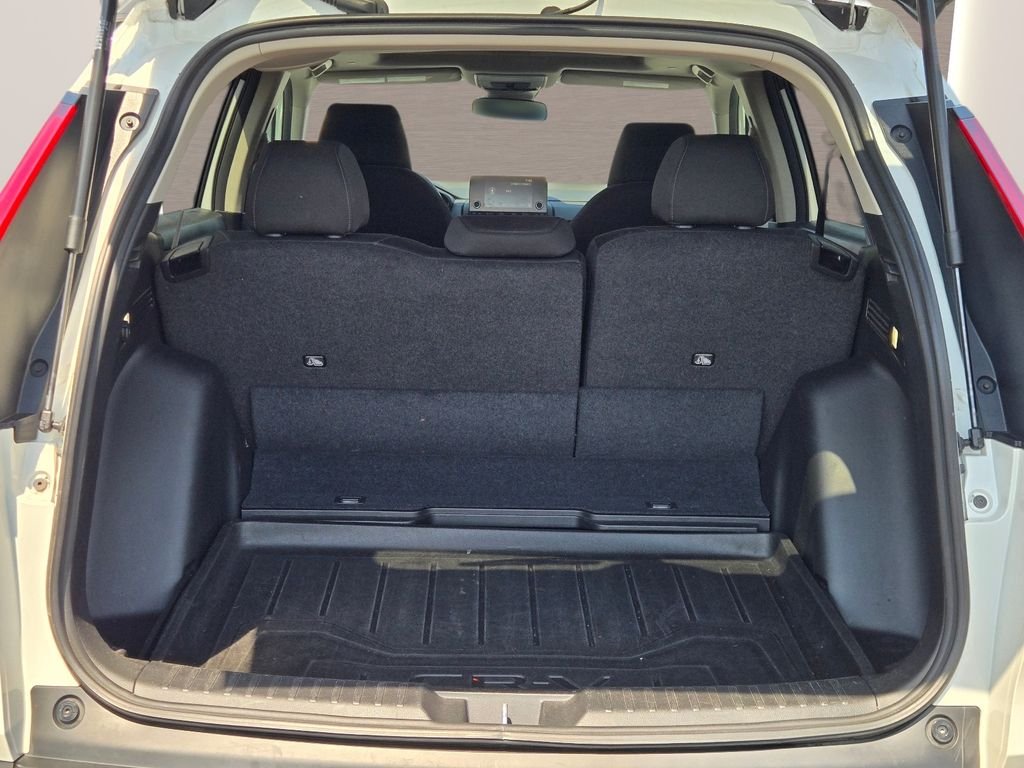 Used 2023 White Honda EX image 13