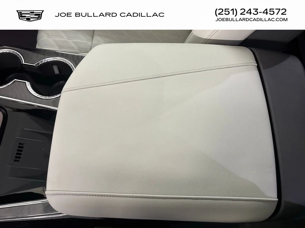 2026 Cadillac Escalade IQL Luxury - Photo 38